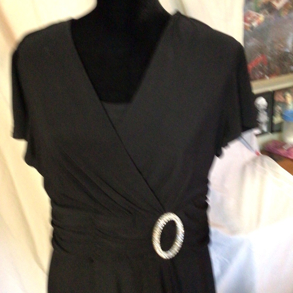 Kathy Roberts evening semi formal dress size 16 - Picture 3 of 8